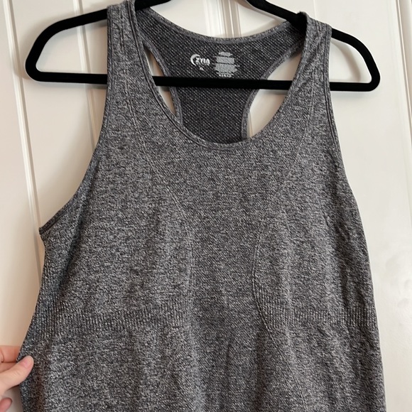 Zyia Copper Charged Tank - Picture 3 of 4